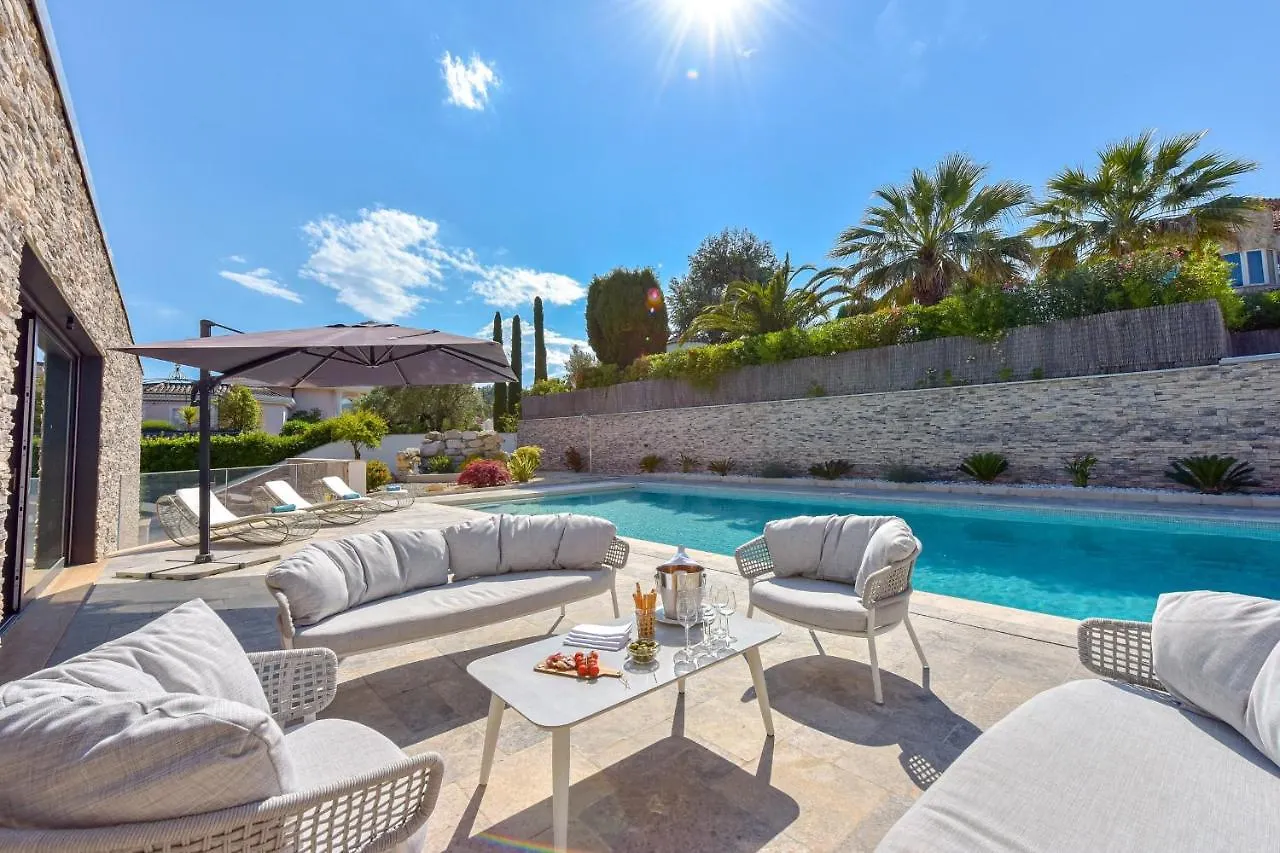Architect-Designed Villa With Heated Pool For 10 Guests! Mandelieu