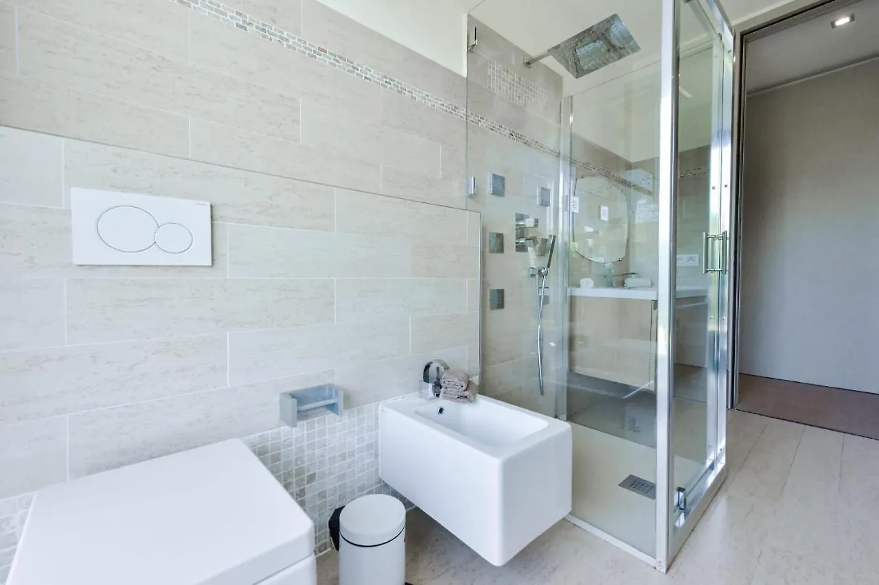 Architect-Designed Villa With Heated Pool For 10 Guests! Mandelieu