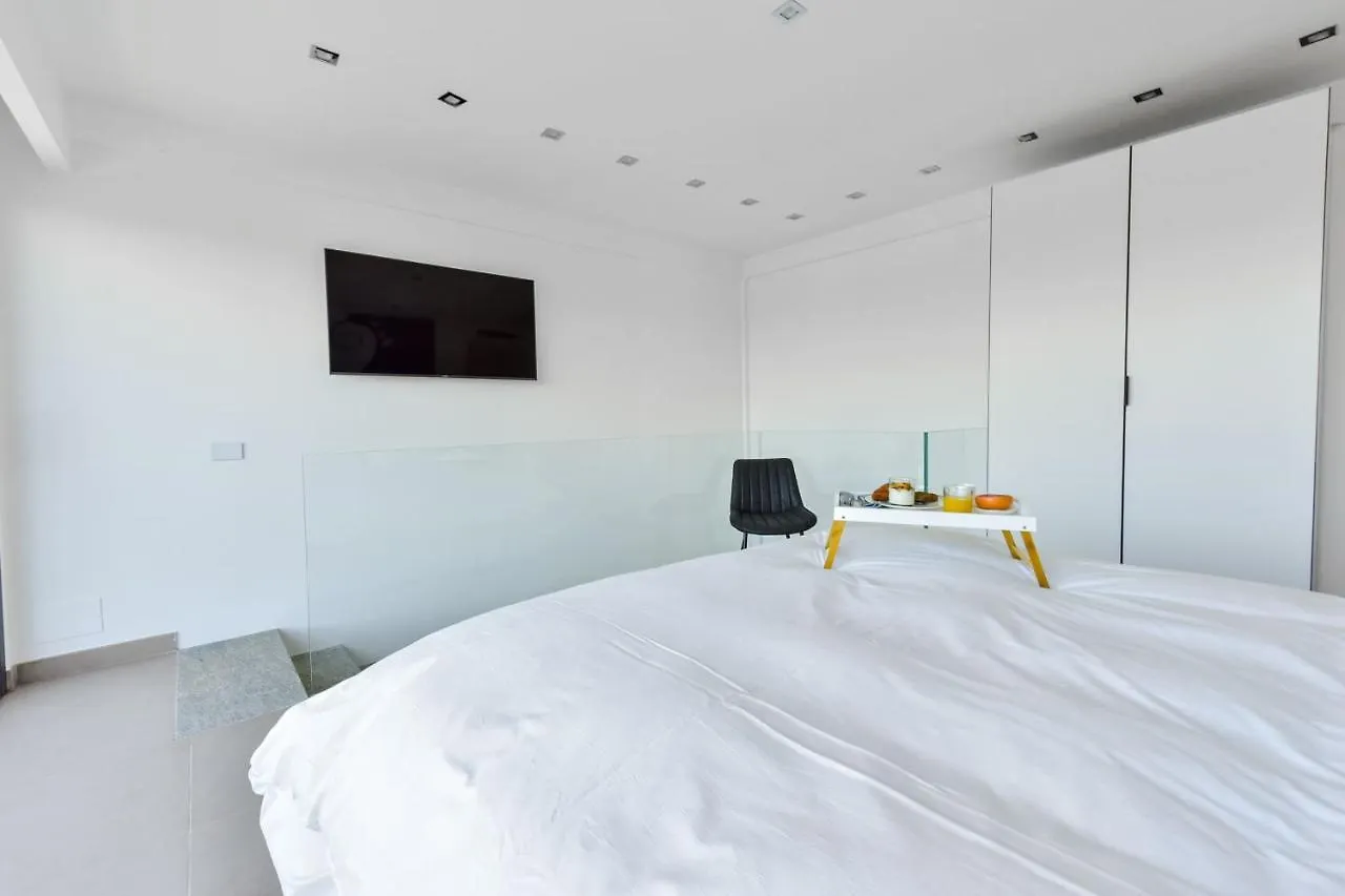 Architect-Designed Villa With Heated Pool For 10 Guests! Mandelieu