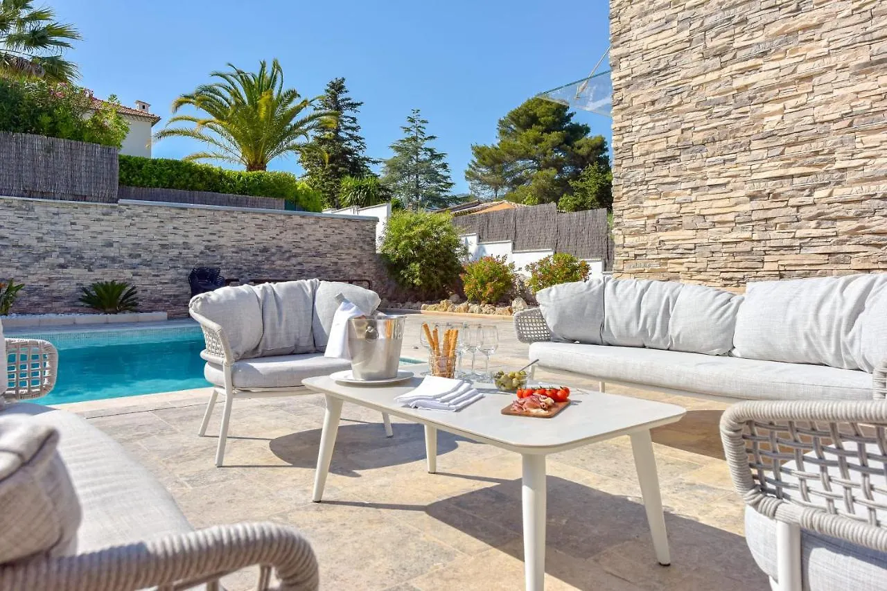 Architect-Designed Villa With Heated Pool For 10 Guests! Mandelieu